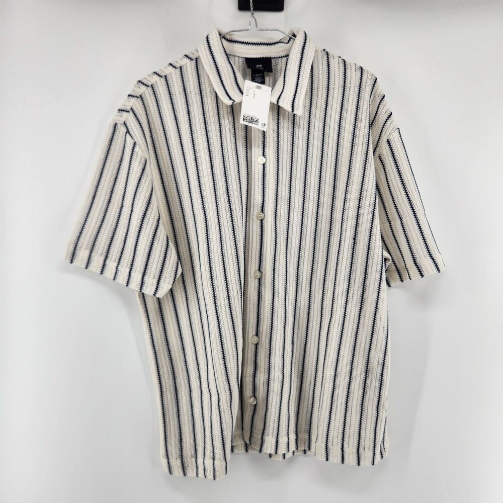 H&M‎ Men's Large Beige Black Striped Regular Fit Resort Shirt NWT